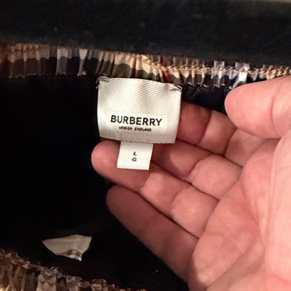 Burberry Tan Plaid Men's Athletic Shorts - Picture 2 of 2